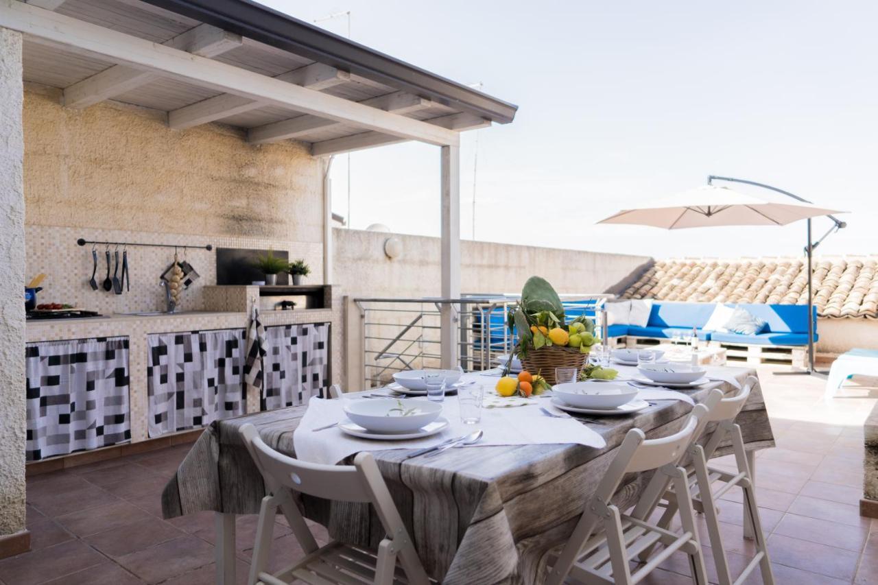 Casa Lina Con Terrazza Villa Canicattini Bagni Kültér fotó