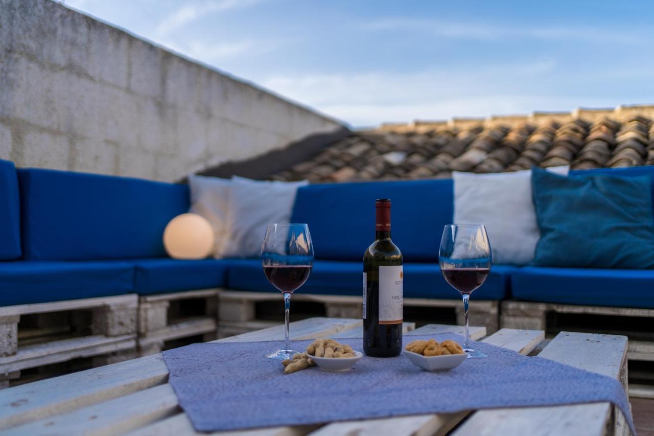 Casa Lina Con Terrazza Villa Canicattini Bagni Kültér fotó